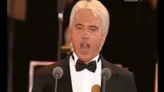 Hvorostovsky - Hamlet - Drinking song chords