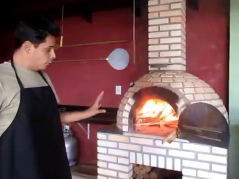 Como usar forno de pizza à lenha