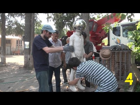 ბიჭუნას სკულპტურა კოსტავას გამზირზე სავარაუდოდ რამდენიმე დღეში განთავსდება 03- 08- 2018