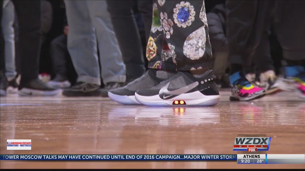 nike smartphone shoes