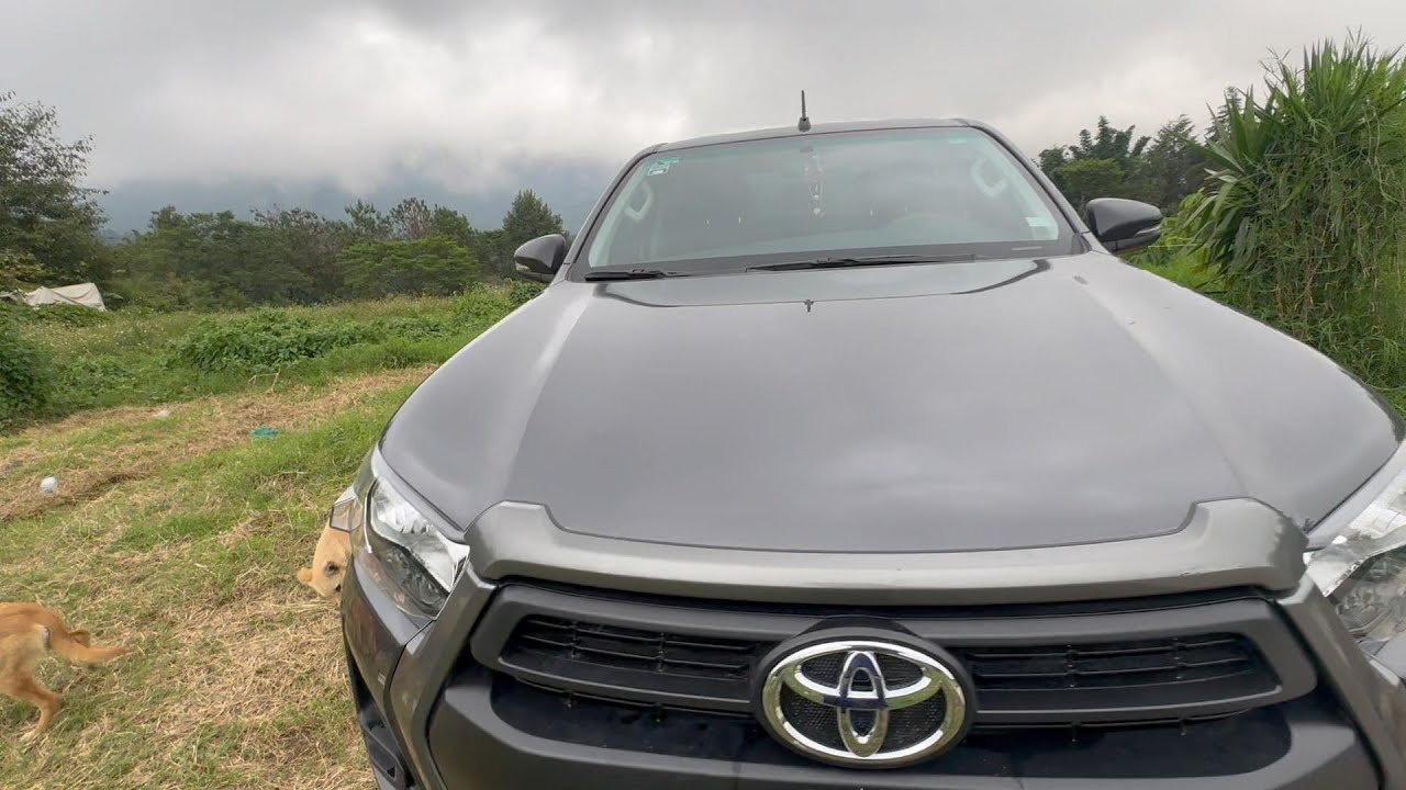 LES PRESENTO LA HILUX 2024