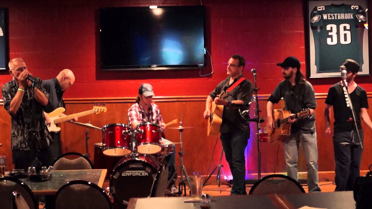 Eddie ApnelShawn Z " Open Mic " Tony's Wine Cellar 7914 Part 11