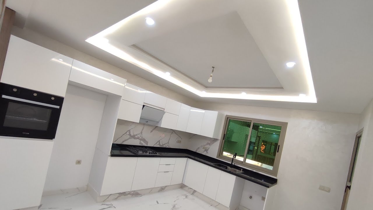 ساحرة القلوب بمدينة حد السوالم الله الله 122 متر 76 مليون 0601952948