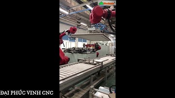 Ứng dụng Robot gấp phôi trong Máy ráp khung cao tần Woodmaster