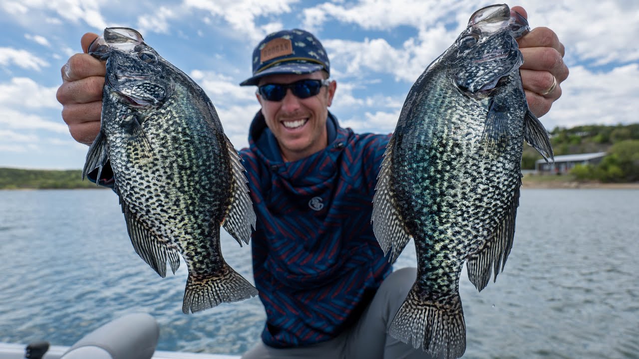 Sight Fishing for Spawning Crappie in Clear Water! 