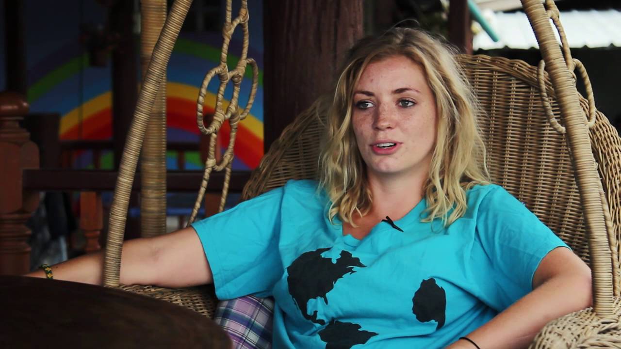Earth Travel Apparel - Traveler Spotlight Campaign || Jade Brennan
