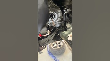 Axle oil seal leak