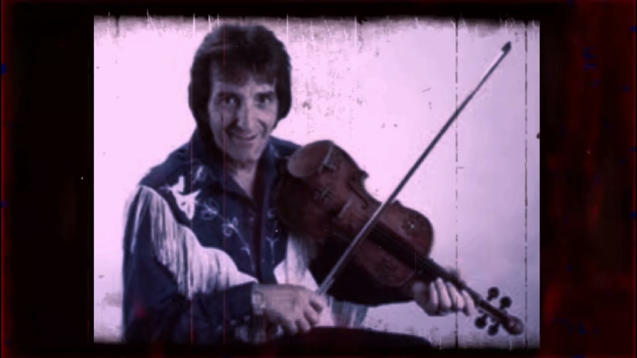 Guarda Sing Along-{LIVE}-Doug Kershaw- 11/8/86-Pasadena, TX su YouTube Guarda Sing Along-{LIVE}-Doug Kershaw- 11/8/86-Pasadena, TX su YouTube