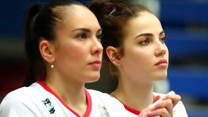 Porno jinni massaj Porno davogar yashirin kameraga ega