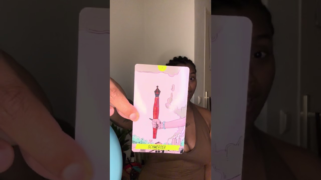 This changes EVERYTHING.. “ I’m inlove with you 💘🥵” #tarot #tarotreading #lovereading 