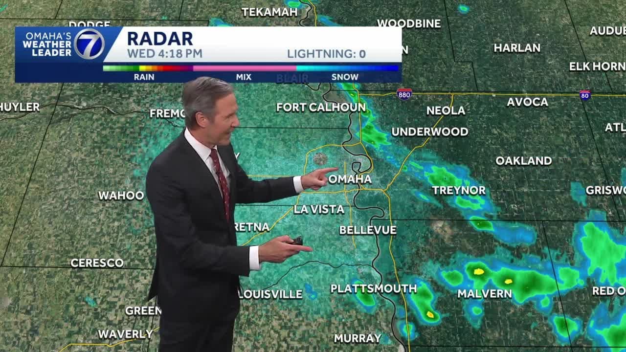 Rain has moved out of Omaha for now - YouTube
