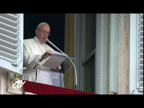 Pope: In Gabon, be builders of peace