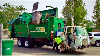 Volvo WXLL Labrie Top Select Garbage Truck!