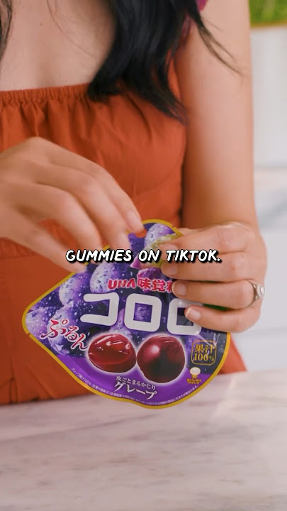 Trying the Viral Fruit Peeling Gummies!