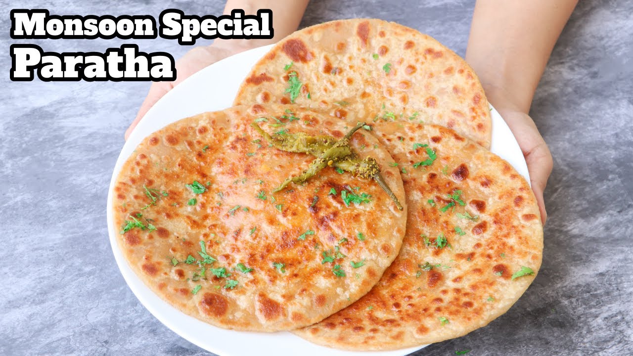 बारिश के मौसम में ये पराठे हमारे घर ज़रूर बनते हैं | Paratha for Meal & Tiffin | Cheese Corn Paratha