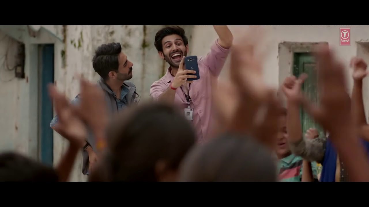 Luka chuppi photo song kartik Aaryan& kriti sanon // full video song