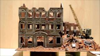 Sloop Kraan Met Sloopbal - Met Servo Uitgerust