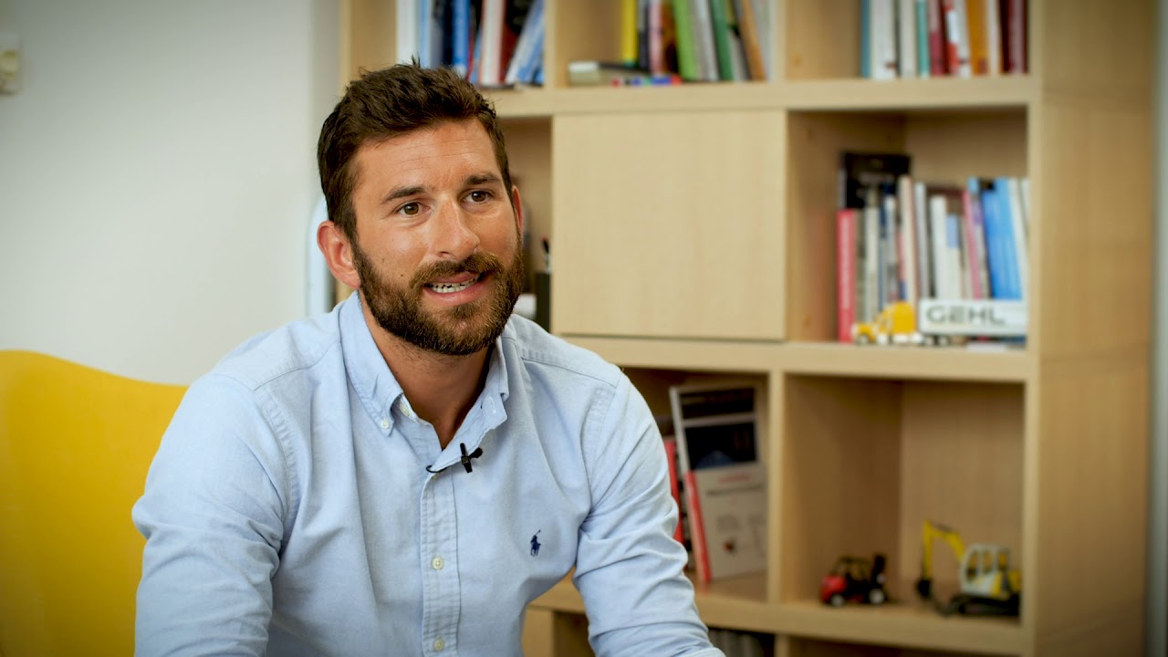 Ircom - Témoignage de Robin, responsable de la communication interne pour le groupe Manitou