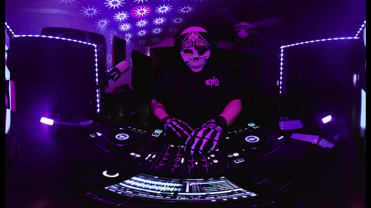 XOLO: En la casa 001