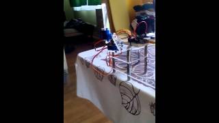 IKEnovice hexapod simple leg test 01.