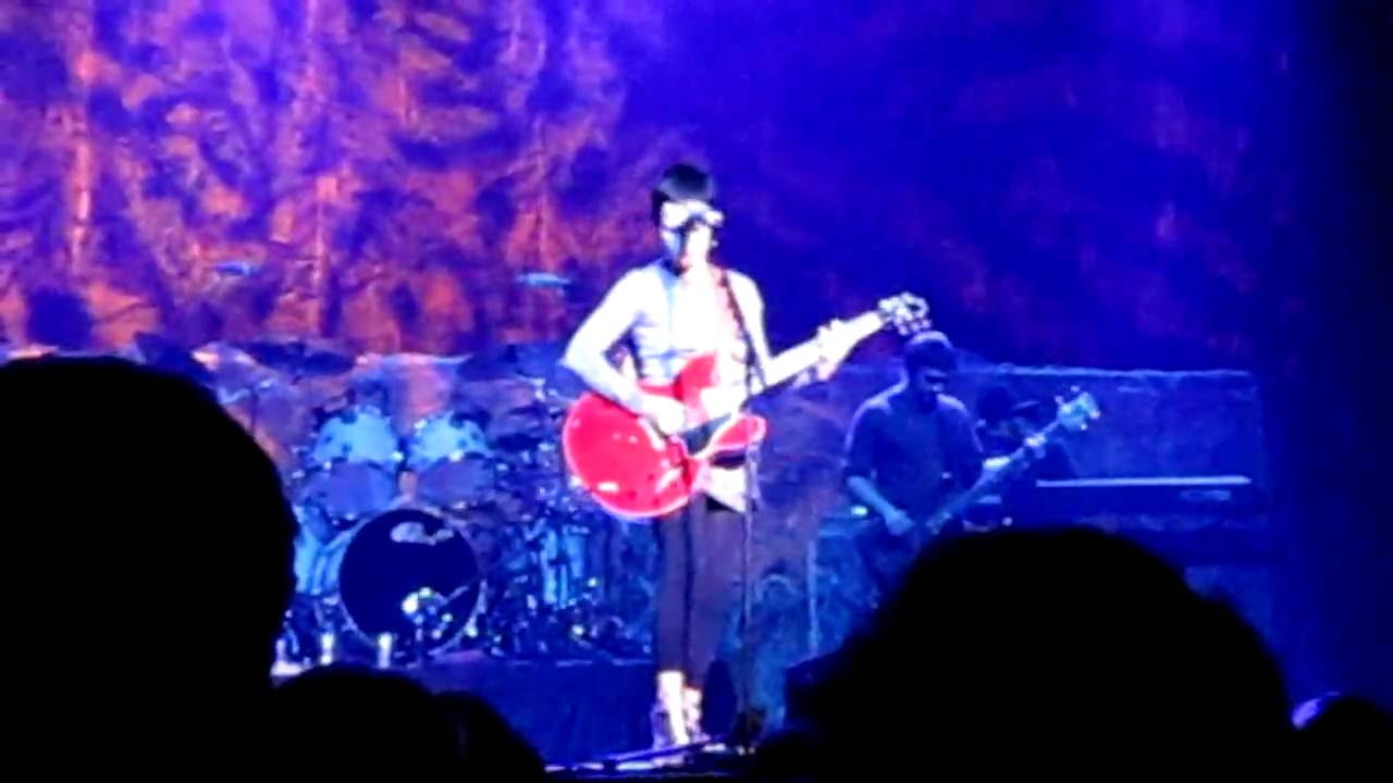 The Cranberries Daffodil Lament (Live in Red Bank, NJ at Count Basie