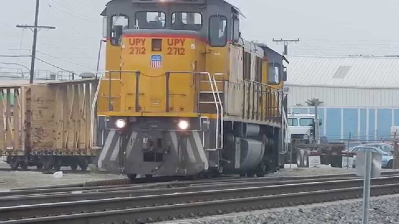 Some highspeed Union Pacific action on the UP Alhambra subdivision