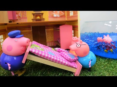 Peppa Pig Toys in Peppa Pig New House | Toy furniture for toys