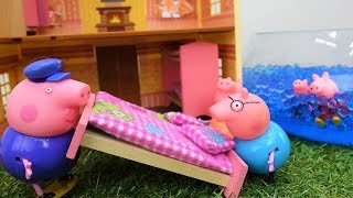 Peppa Pig Toys in Peppa Pig New House | Toy furniture for toys screenshot 3