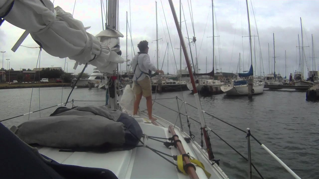 Sailing from Hawaii to Alaska - Running for Shelter