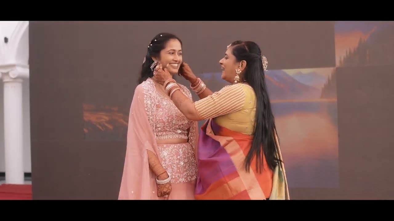 Mom’s Heartfelt Dance for Her Bride | Chan Chan Karti Nanhi Pari | Emotional Wedding Moment