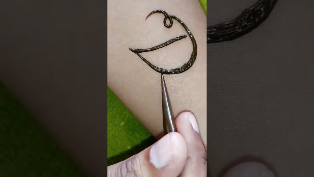 D name mehndi design 