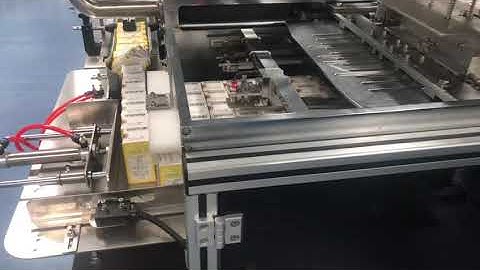 Cellophane overwrapping machine for medicine boxes group