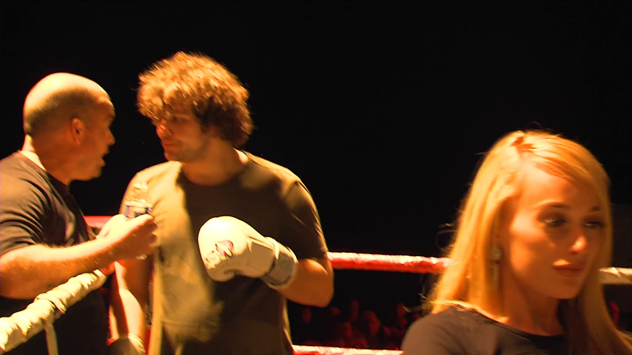 Christopher Rettie vs Ashley Steele - Welsh Combat League - YouTube