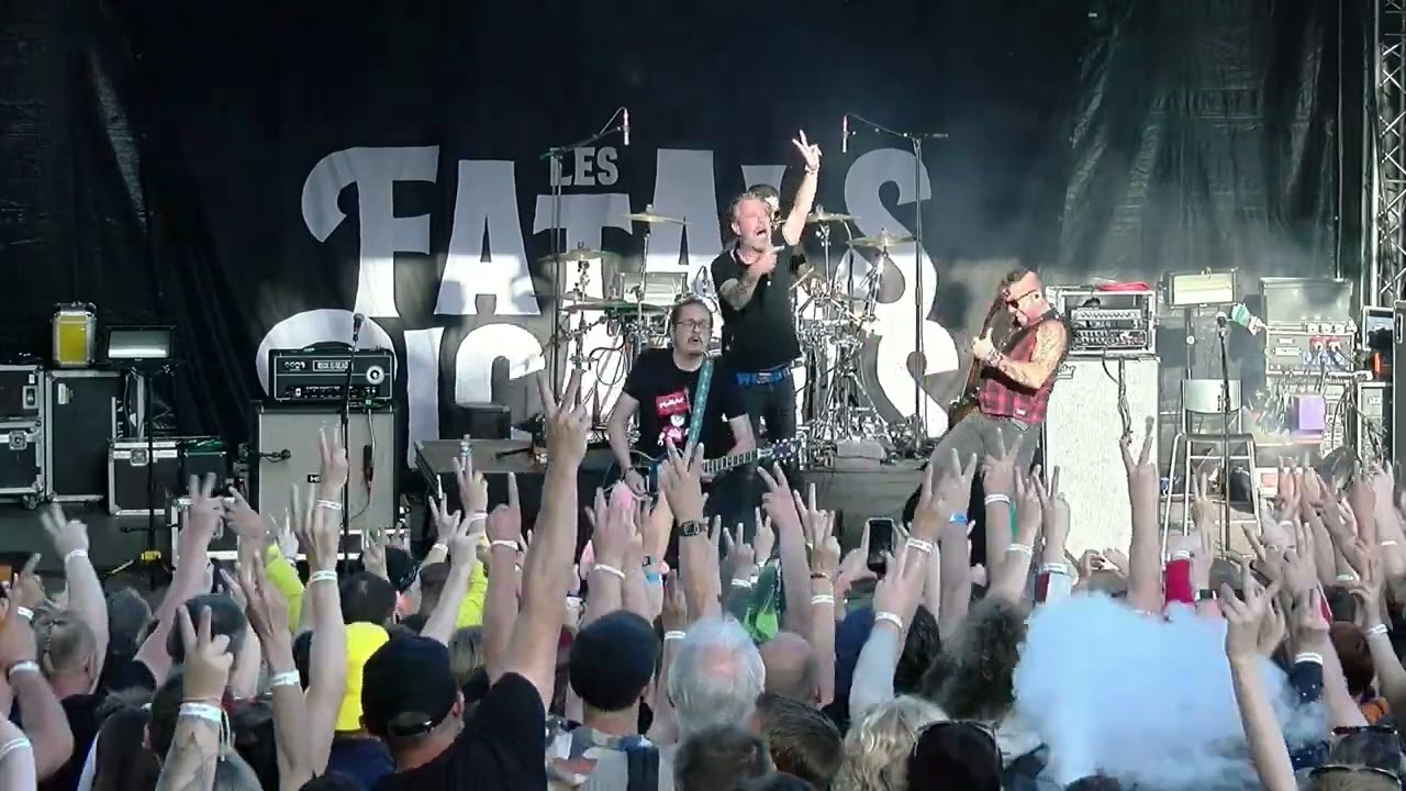 Watch LES FATALS PICARDS Ardenn' Rock Festival 2023 Scène La Fosse Aux Lions, Domaine de la Vénerie, 02/07 on YouTube Watch LES FATALS PICARDS Ardenn' Rock Festival 2023 Scène La Fosse Aux Lions, Domaine de la Vénerie, 02/07 on YouTube