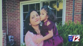 Dozens gather to remember Franklin mom, girl killed in crash
