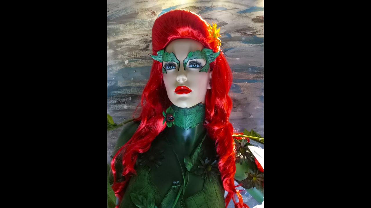 POISON IVY WORLD'S GREATEST MANNEQUINN Batman Sexy Poison DC. COMICS Custom Collectible Character!