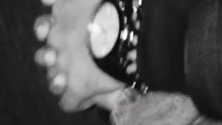 Gəl Yenə Tut Üşüyən Əllərimi