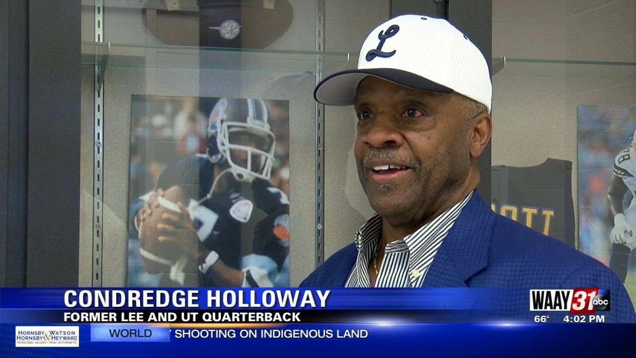 Football legend Condredge Holloway honored with Lee High School Athletic Complex naming ceremony