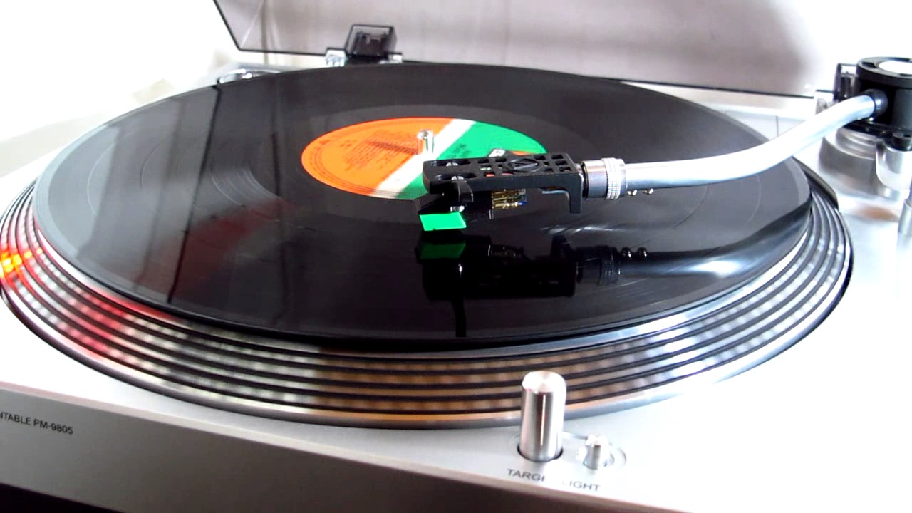 KON KAN__Puss N' Boots (These Boots Are Made For Walking) Radio version