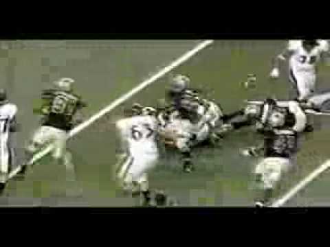 Some Hawaii football highlights from 2005.