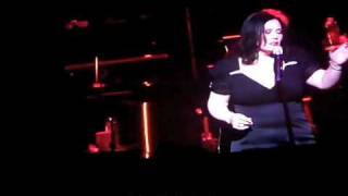 Alex Borstein's 'special haiti song' - Family Guy Live - Haiti Benefit