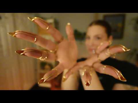 ASMR 😴 Hand Movements & Mic Scratching For You 🌧️