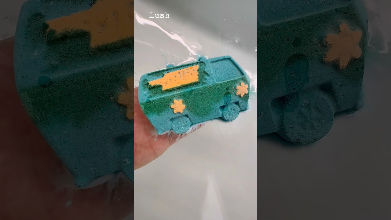 Lush x Scooby Doo Mystery Machine 