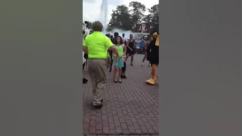 Amanda dancing six flags 2