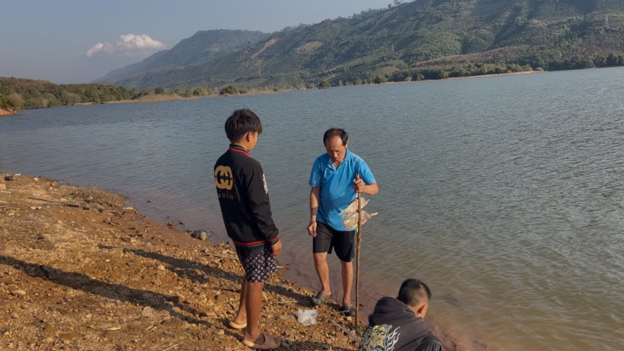 Mus ci ntses noj hmo nram ntug dej. 16/1/2026