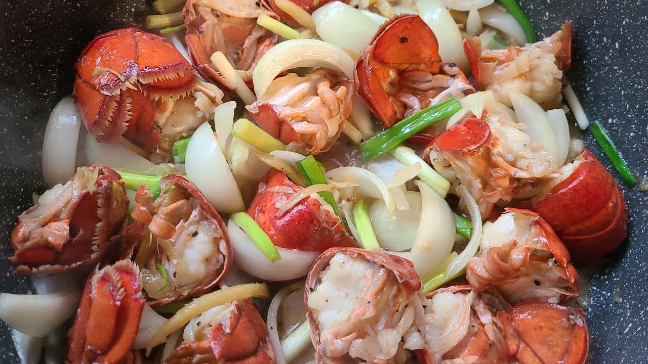 Đuôi Tôm Hùm Xào Hành Gừng/Lobsters with Gingers and Scallions YouTube