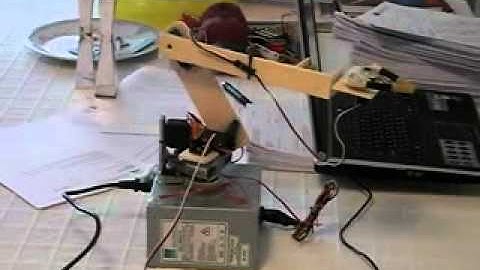 Pick and Place Homemade Robotic Arm