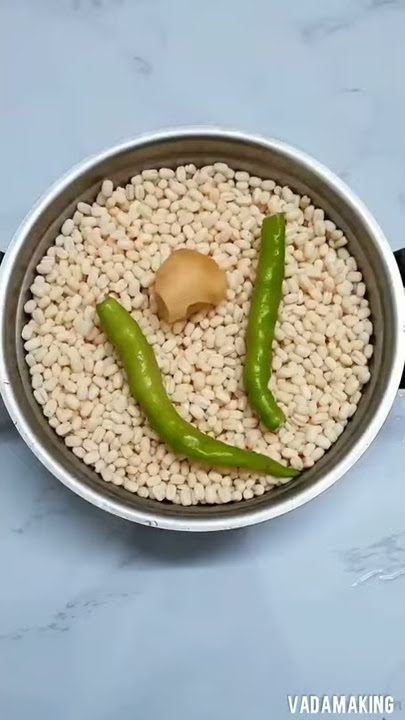 15 Seconds Medu Vada Recipe Making Challenge | Andhra Garelu Recipe #Shorts #ytshorts