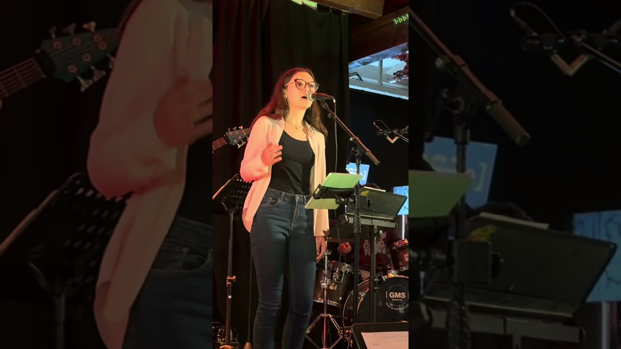 Prestation de Clara Lux à la Singer’s Jam’s de 