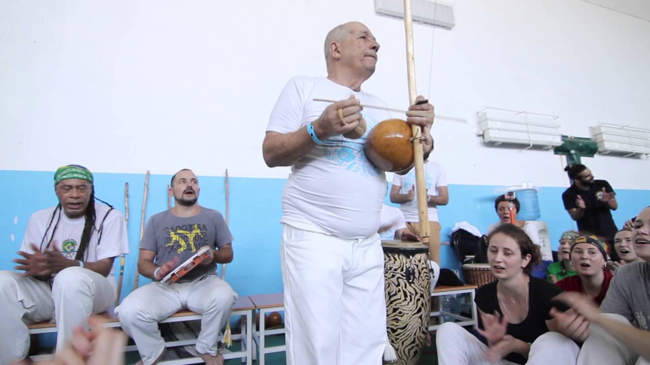 Grande Mestre Suassuna singing. CapoeiRussia 2016 カポエイラ 埼玉